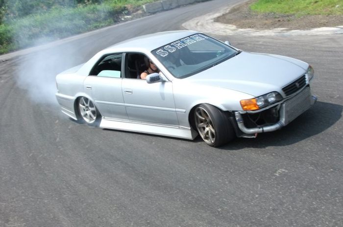 20815_589050194479642_2042767525_n